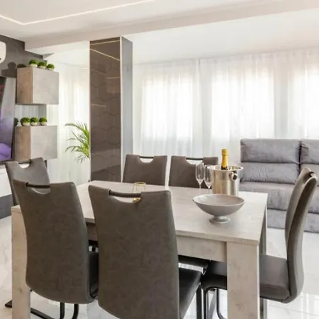 Azure Bliss Appartement *